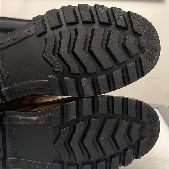 BURBERRY AUTHENTIC RAIN BOOTS WOMENS SIZE 39 - Picture 13 of 15